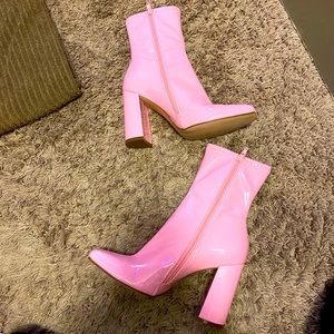 Steve Madden Lynden Pink Patent Booties - NEW